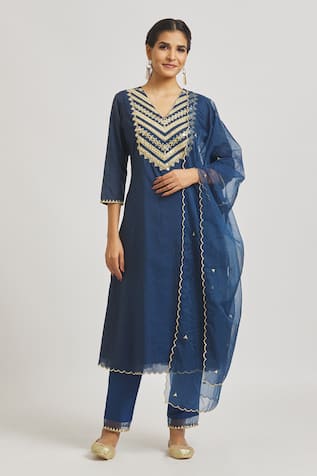 Asaga Mirror Embroidered Yoke Kurta Set 