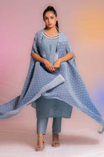 Preeti Mehta Geometric Pattern Cape & Kurta Set 