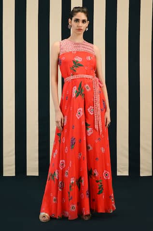 Swati Vijaivargie Chinar Poppy Bloom Print Jumpsuit With Belt 