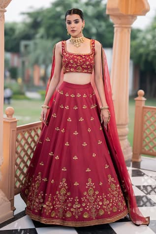 Esha Koul Embroidered Blouse Bridal Lehenga Set 