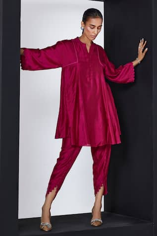 Ridhi Mehra Ahzuro Solid Silk Kurta & Tulip Pant Set 