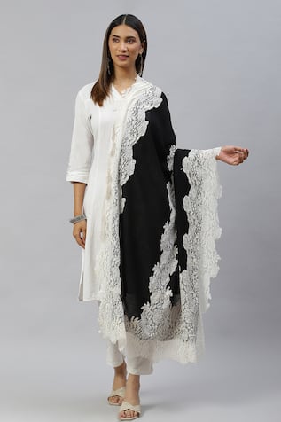 MODARTA Valentino Lace Hem Shawl 