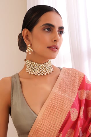 Swabhimann Kundan Work Choker Necklace Set 