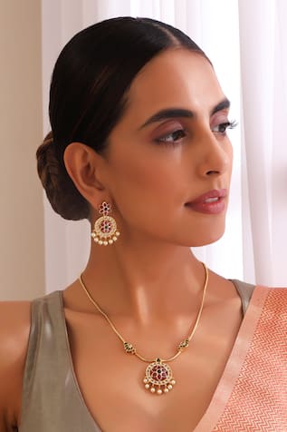 Swabhimann Circular Jadau Pendant Necklace Set 