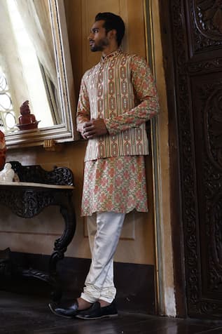 Embroidered Silk Bundi & Kurta Set 