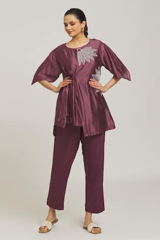 Samyukta Singhania Chanderi Side Tie Tunic With Pant 