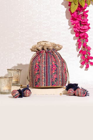 AMYRA Zuri Floral Thread Embroidered Potli Bag 