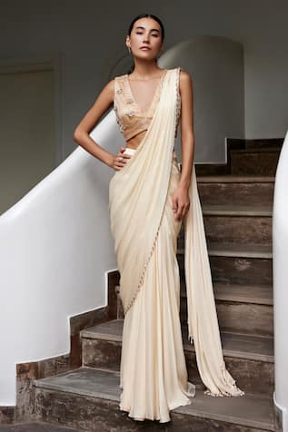 Parshya Nalki Border Embroidered Pre-Draped Saree With Blouse 