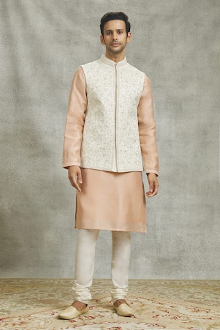 Aariyana Couture Flora Garden Embroidered Bundi Kurta Set 