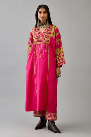 Kora Silk Yoke Embroidered Kurta & Pant Set 