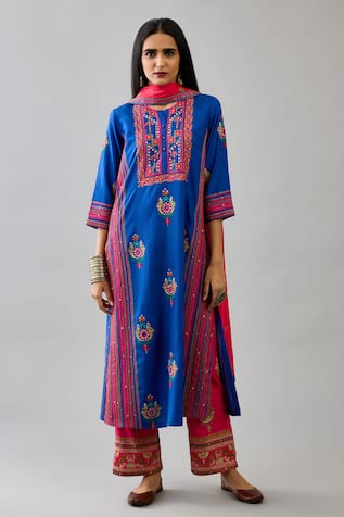 Kora Silk Floral Embroidered Straight Kurta Set 