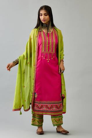 Kora Silk Floral Embroidered Kurta Pant Set 