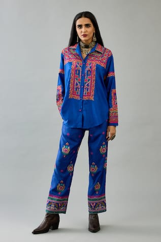 Kora Silk Thread Embroidered Shirt With Pant 
