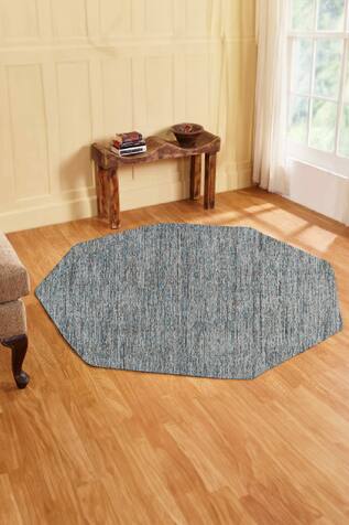 Octagon Shaped Tufted Rug 