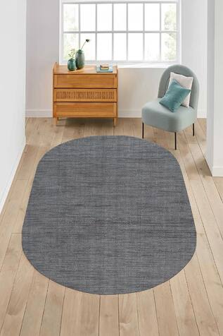Midnight Oval Shaped Tufted Rug 
