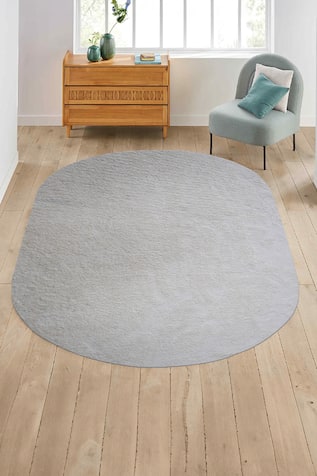Oval Shaped Hand Tufted Rug 