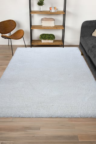 Rectangle Shaped Hand Tufted Rug 