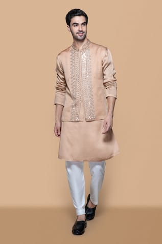 Sanjev Marwaaha Mirrorwork Embellished Bundi Kurta Set 