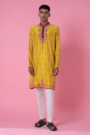 Siddhartha Bansal Chanderi Floral Print Kurta With Pant 