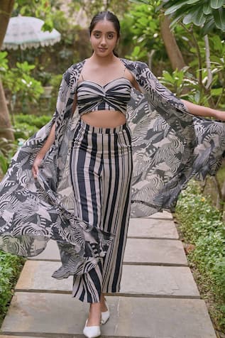Saangi Zebra Print Shrug & Palazzo Set 