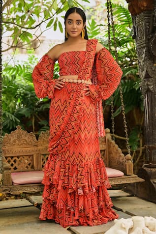 Saangi Chevron Print Draped Skirt Set 