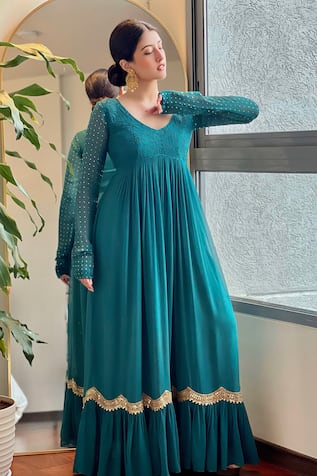 LABEL AISHWARYRIKA Elaine Chikankari Embroidered Yoke Anarkali 