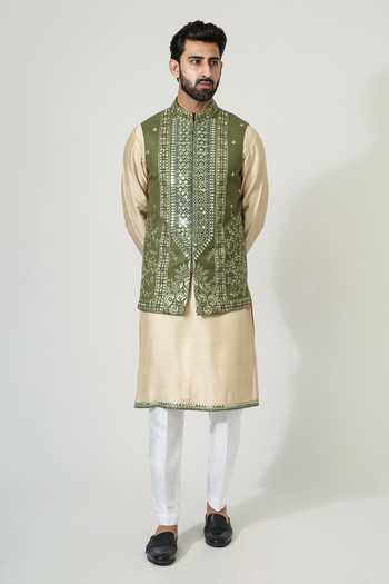 Chatenya Mittal Mirror Embroidered Bundi & Kurta Set 