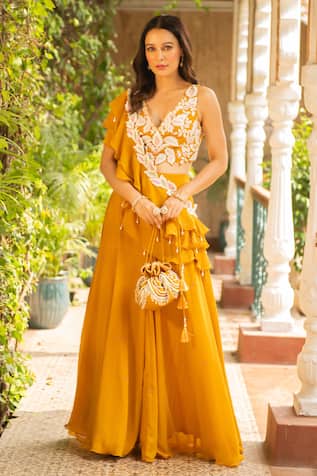 Yellow Outfit For Haldi Function For Bride - Evilato