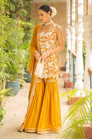 Orange zari lace detailed kurta with pants - set of two by Label