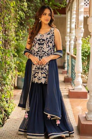 Ajiesh Oberoi Khwaab Floral Embroidered Kurta Gharara Set 