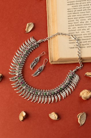 Stone Embellished Necklace Set 