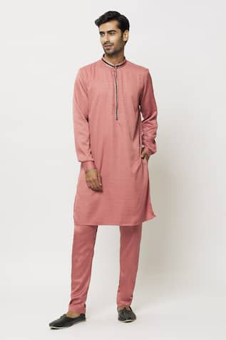 Samyukta Singhania Thread Work Mandarin Collar Kurta 