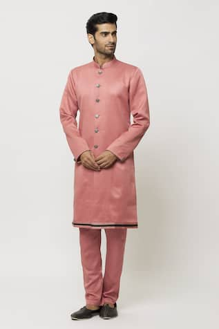 Samyukta Singhania Mandarin Collar Kurta 