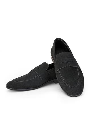 Rawhide Solid Slip-On Shoes 