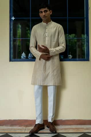 TAJIRI Raahgir Zari Work Kurta Set 