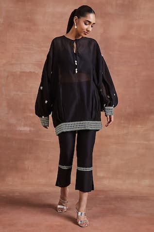Sue Mue Vada Embroidered Kaftan Top & Pant Set 