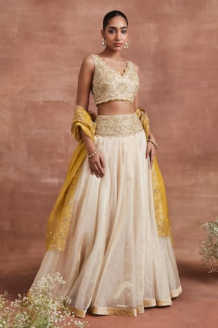 Sue Mue Sudhani Embroidered Blouse Lehenga Set 