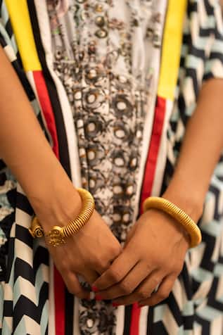 AK-OK Flamingo Love Carved Bracelet 