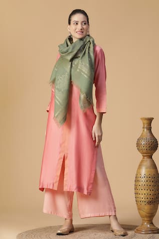 Nagma Woven Frayed Edge Stole 