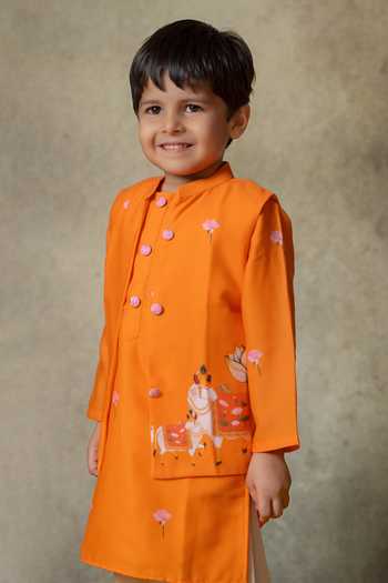 Vivedkids Pichwai Cow Print Kurta Set 