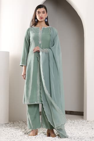 HOUSE OF TA-YA Velvet Embroidered Kurta Pant Set 