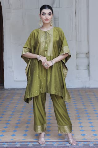 Safaa Aida Edelweiss Bloom Woven Kaftan With Pant 