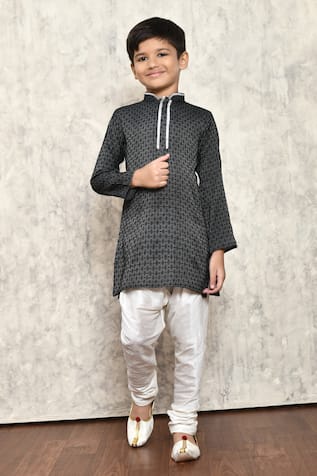 Jacquard Geometric Pattern Kurta Set 