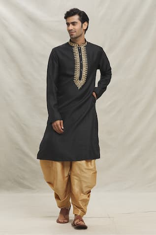 Zari Floral Embroidered Kurta With Dhoti Pant 