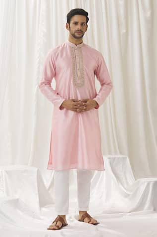 Alaya Advani Floret Embroidered Placket Kurta With Pant 