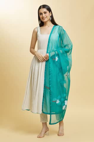 Naintara Bajaj Gathered Flare Anarkali Pant Set With Dupatta 