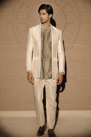 Pearl Border Embroidered Jacket & Kurta Set 