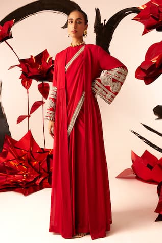 Bhumika Sharma Embroidered Sleeves Jacket With Embellished Border Pre-Draped Saree 