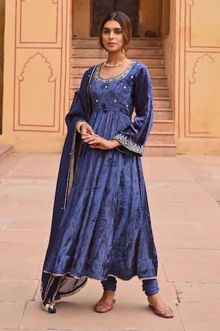 KARAJ JAIPUR Floret Aari Embroidered Velvet Anarkali Set 