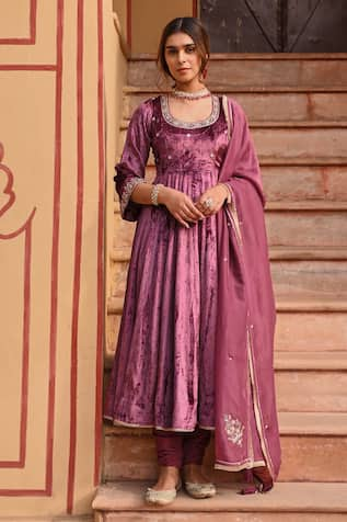 KARAJ JAIPUR Floweria Aari Embroidered Velvet Anarkali Set 